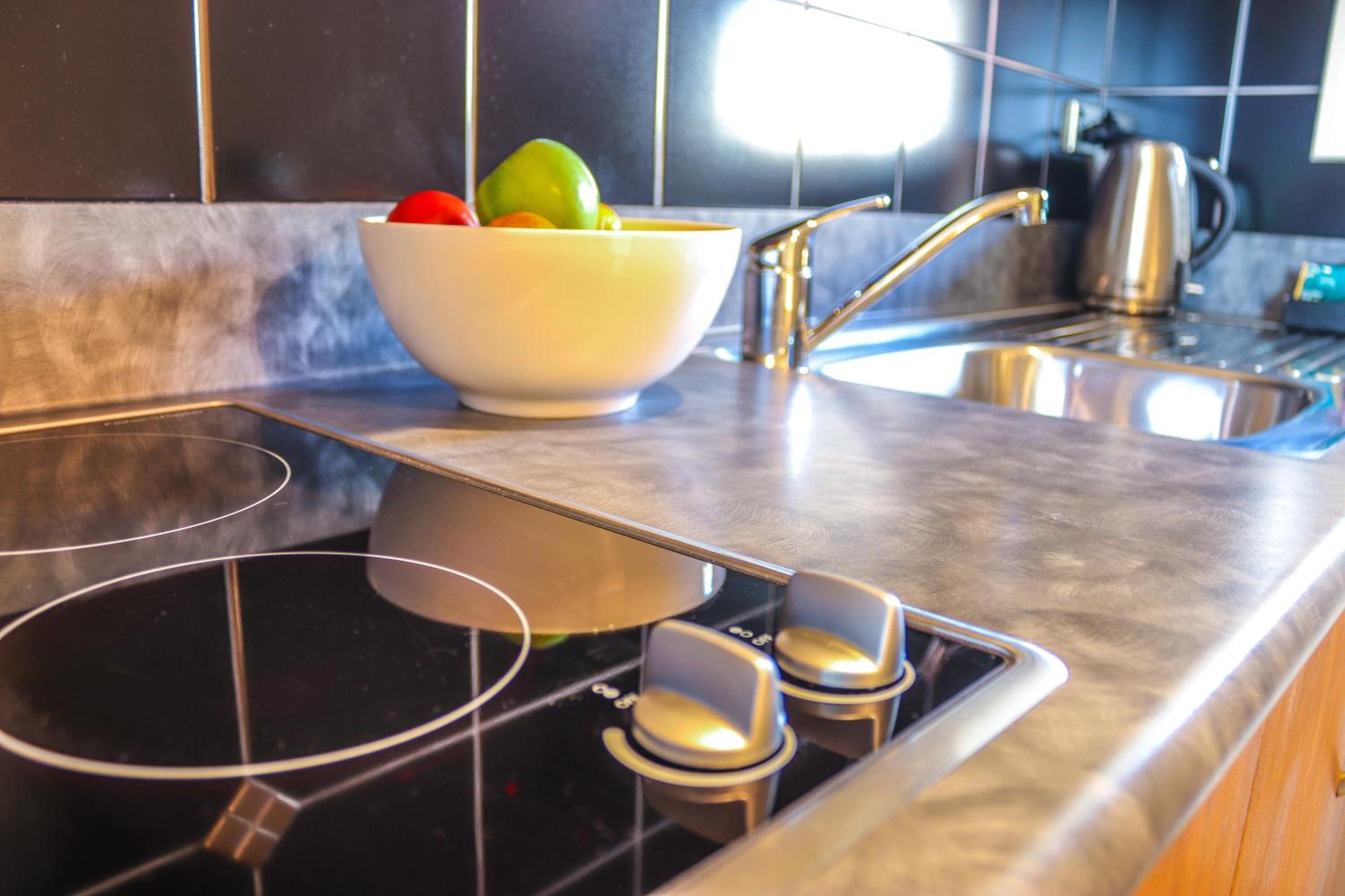 Coleraine Suites & Apartments