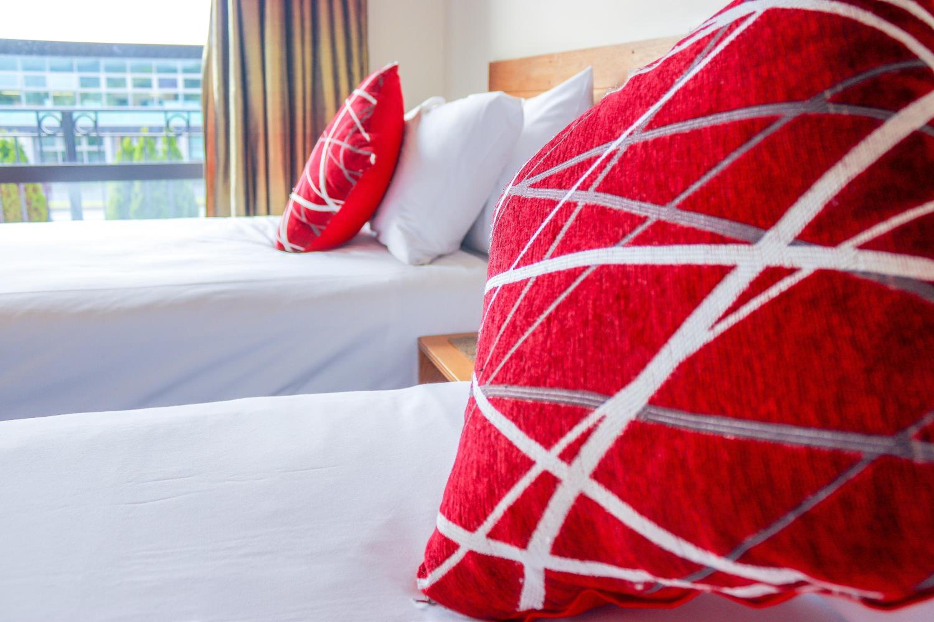 Coleraine Suites & Apartments