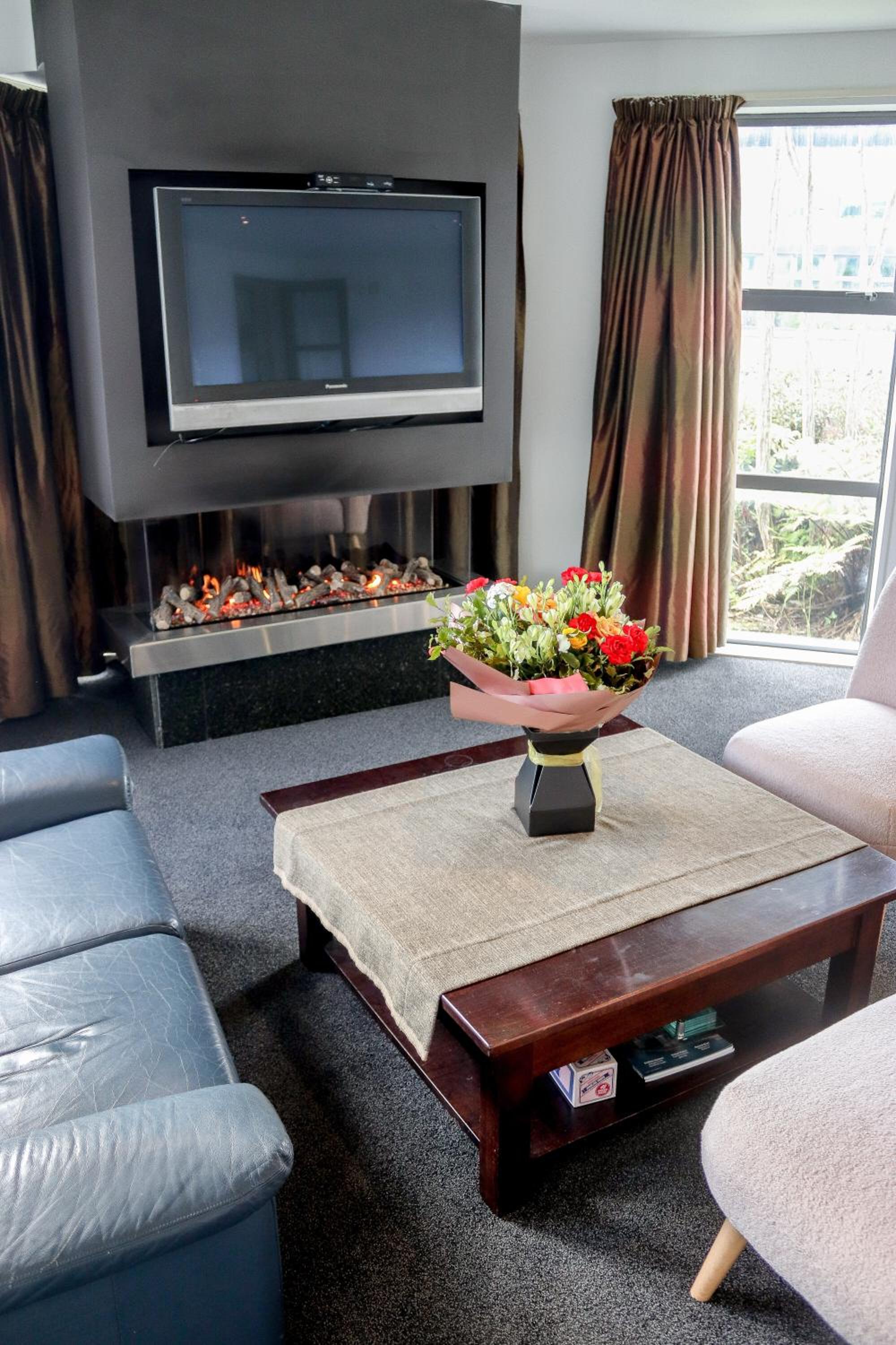 Coleraine Suites & Apartments