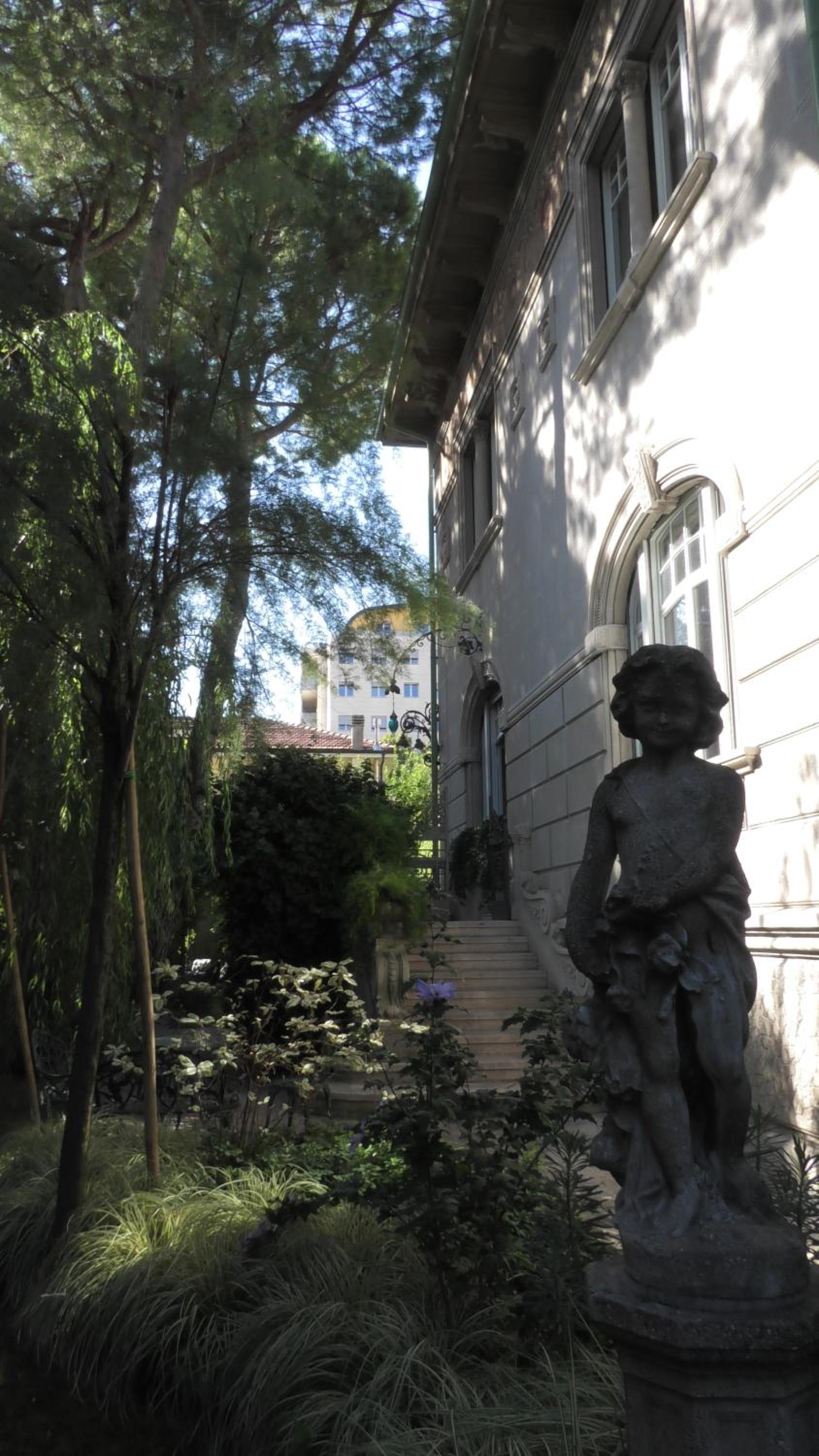 Photo 47