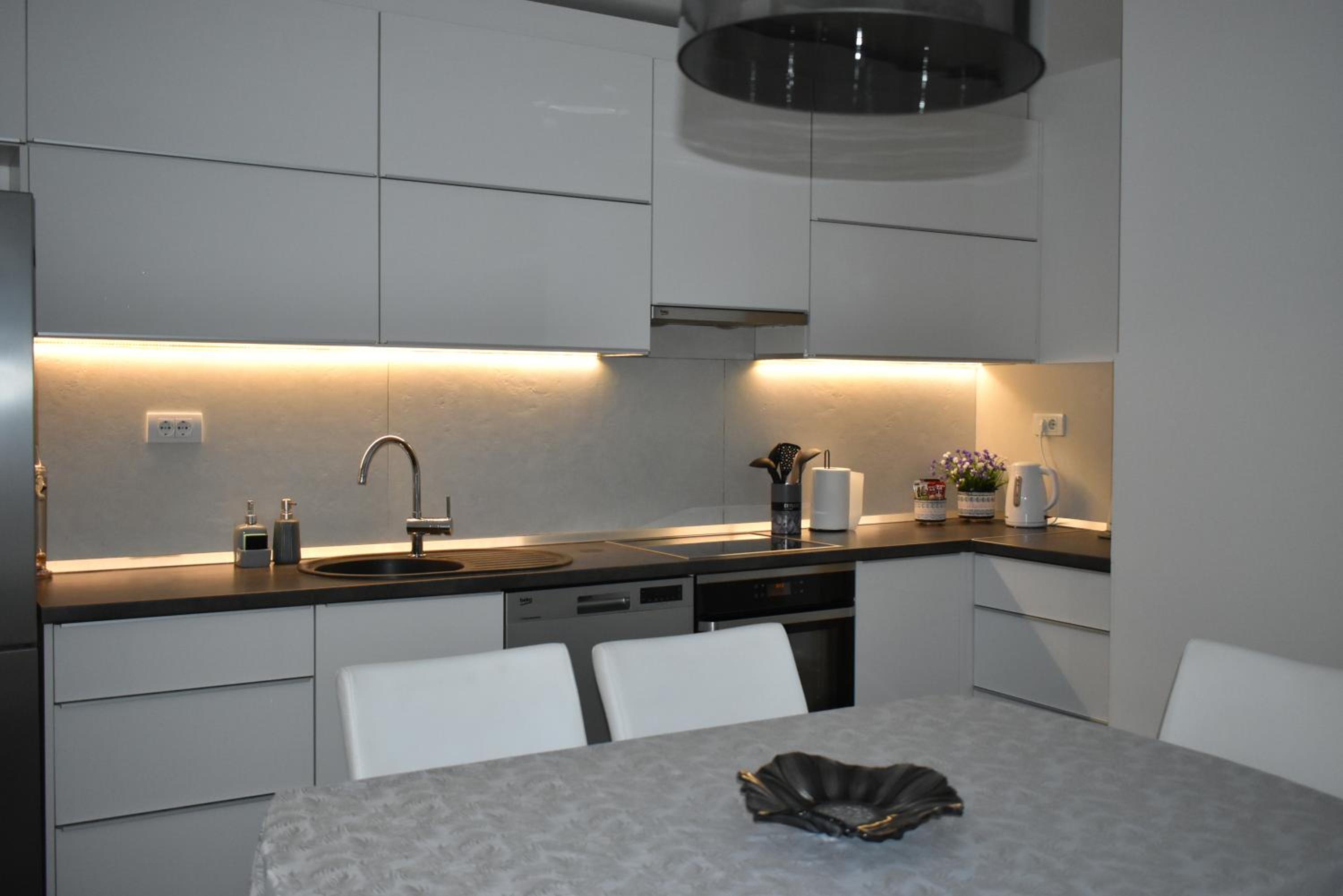MLK Diamond Apartments