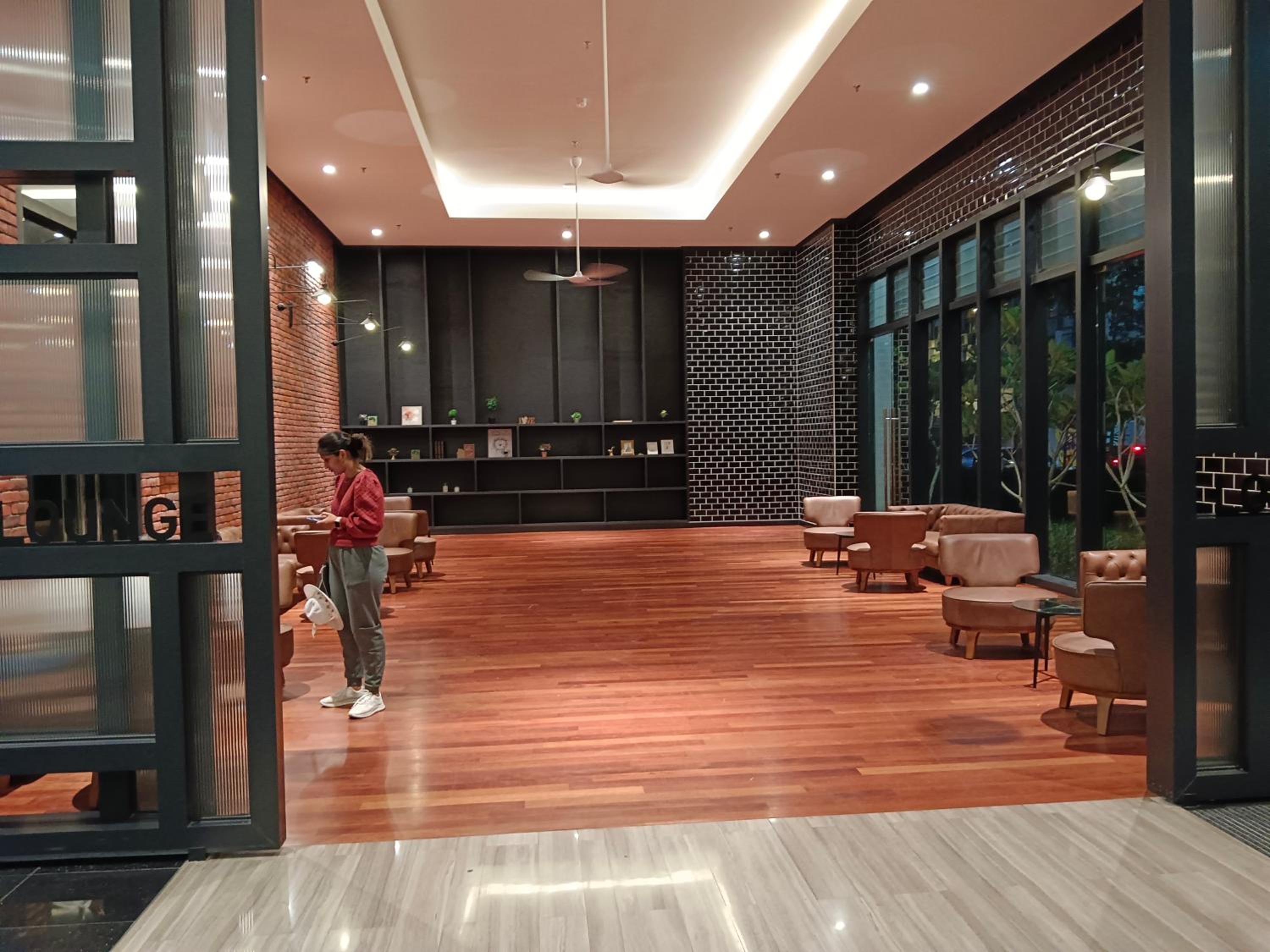 Chambers PWTC By GrandRoyal