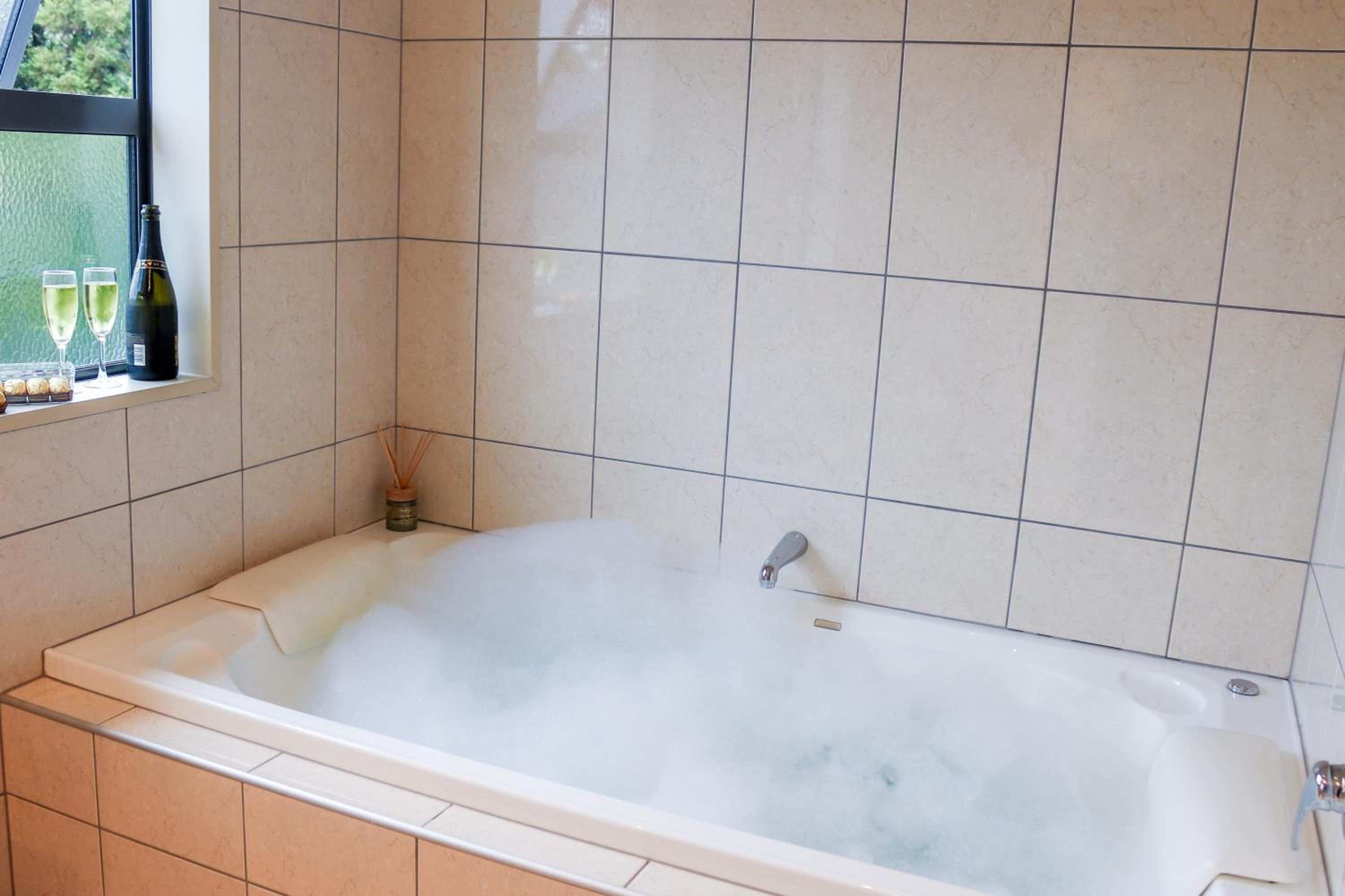 Coleraine Suites & Apartments