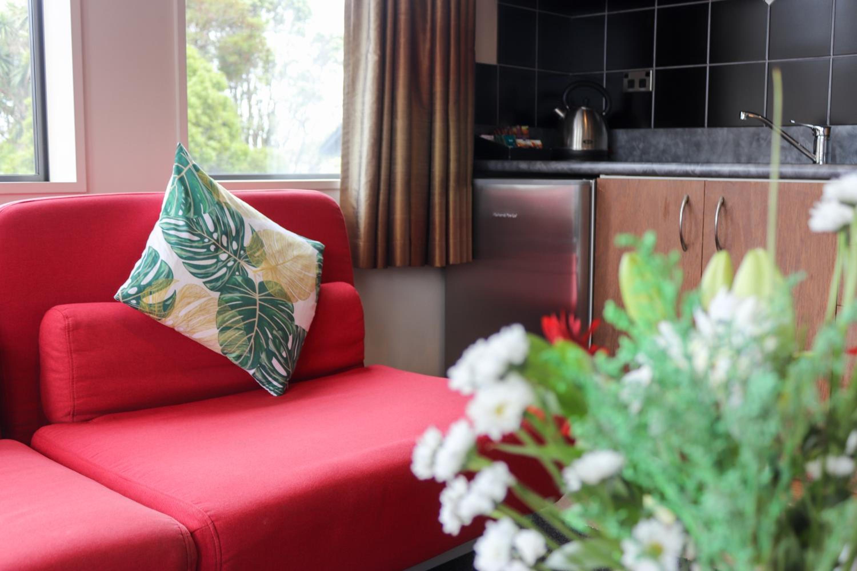 Coleraine Suites & Apartments
