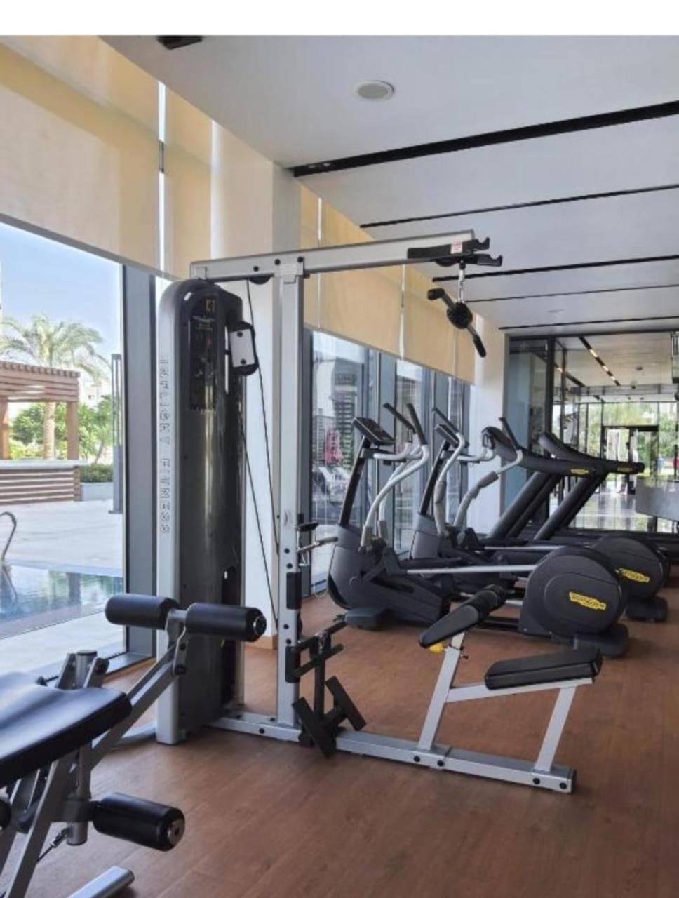 CFC, Luxurious 4BR Apartment, Remarkable value unbeatable Location