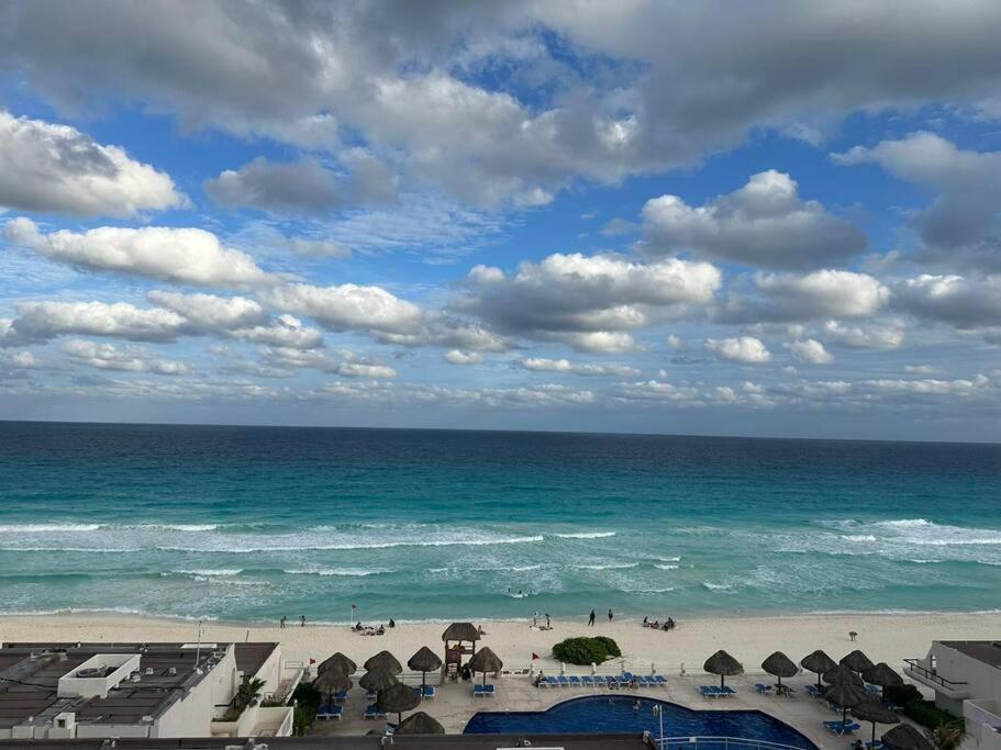 Amazing beachfront apartment