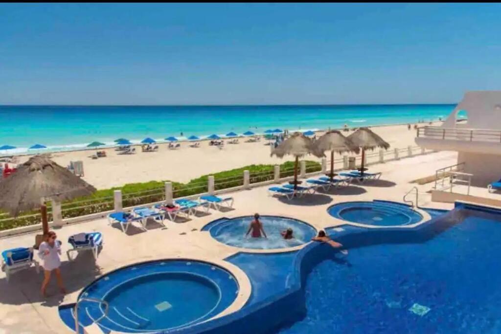 Amazing beachfront apartment