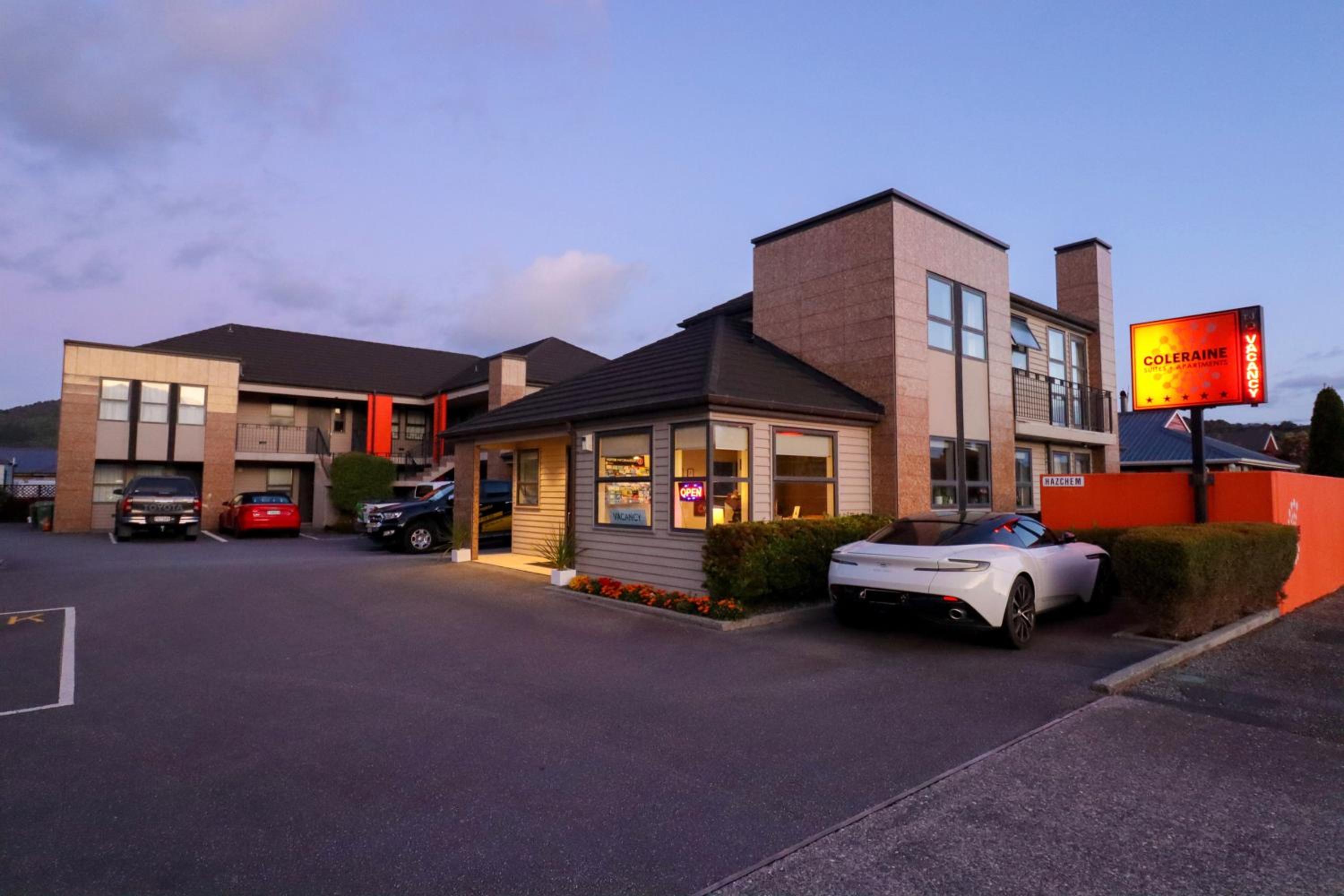 Coleraine Suites & Apartments