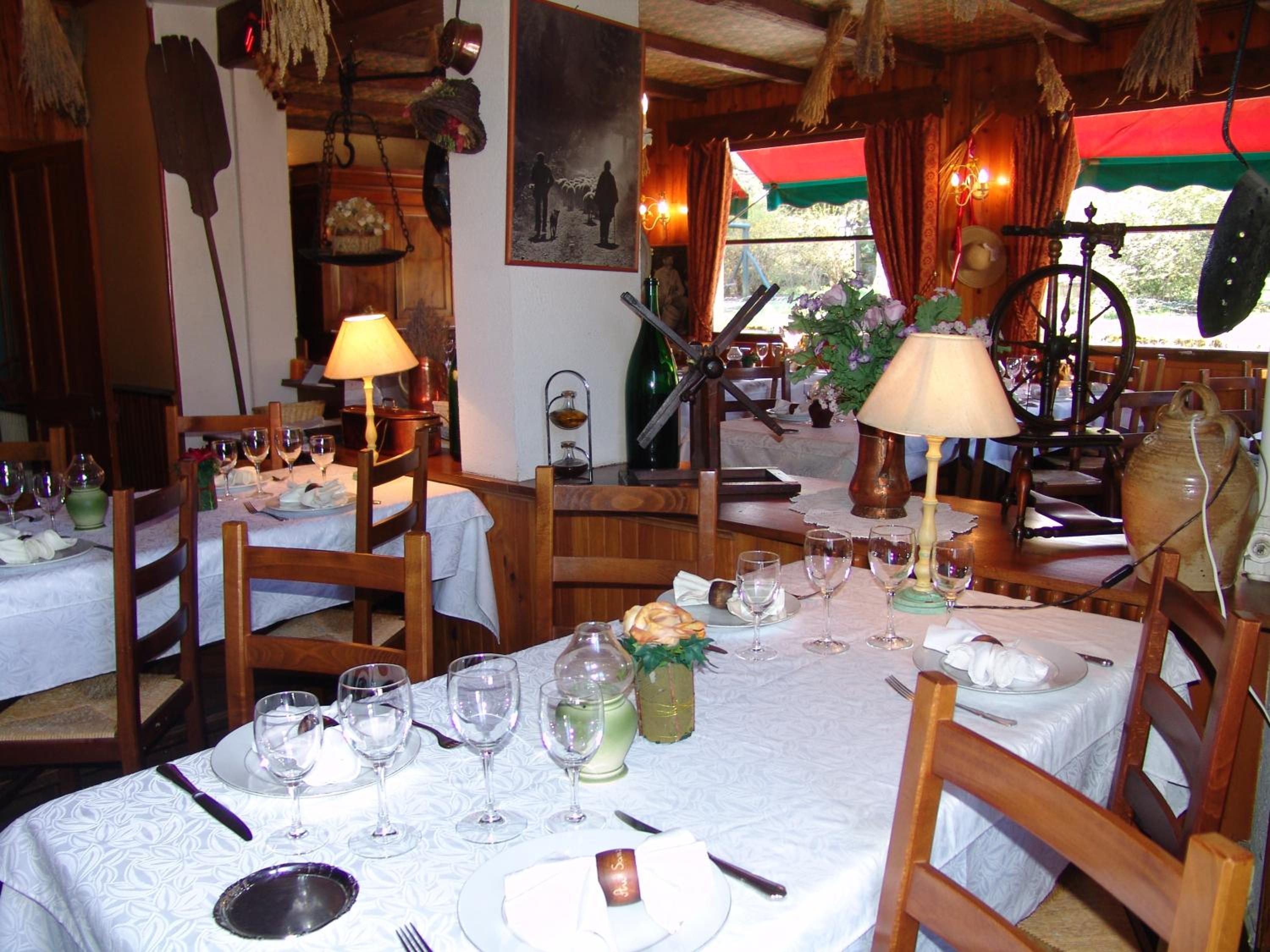 restaurant
