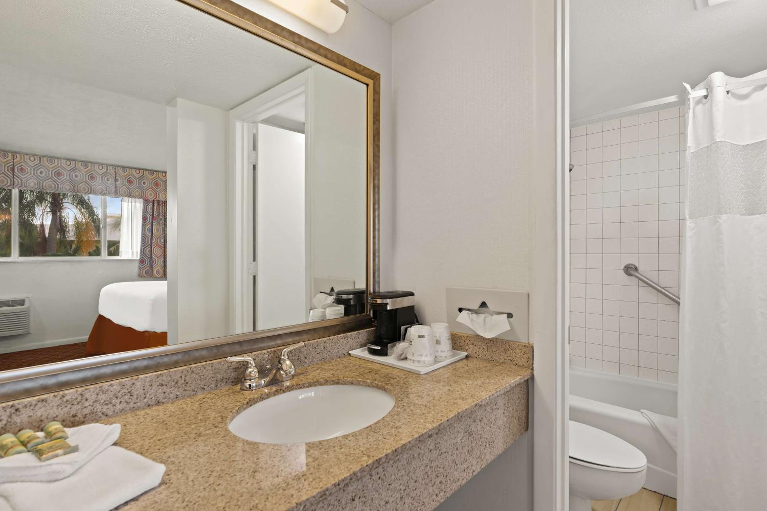 Vero Beach Vacations - Best Western Port St. Lucie - Property Image 5