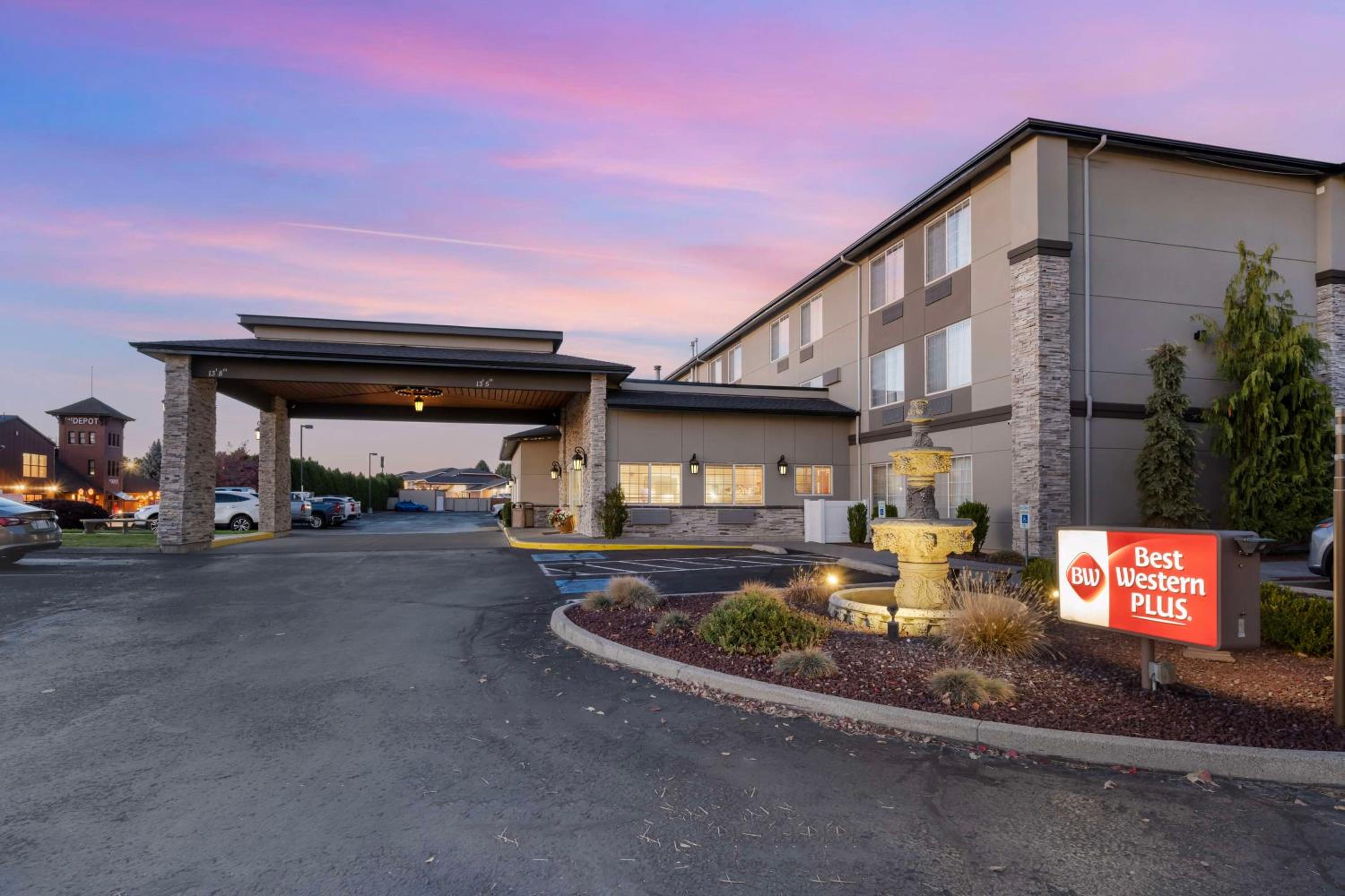 Walla Walla Vacations - Best Western PLUS Walla Walla Suites Inn - Property Image 1