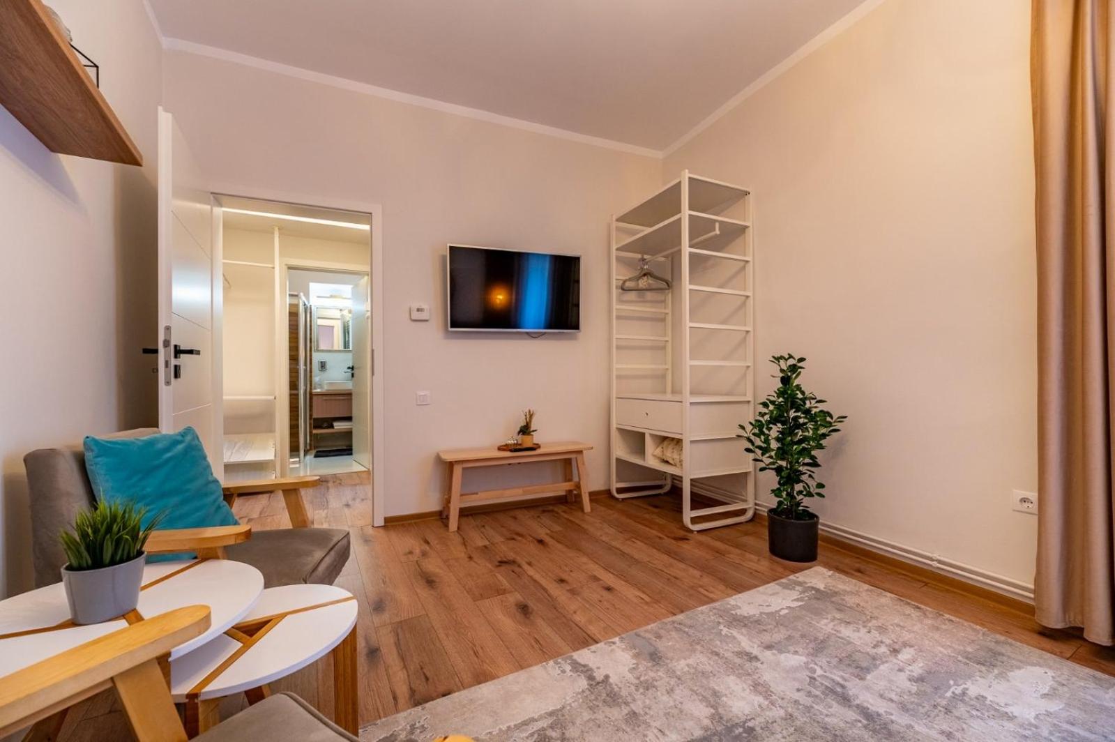 Apartment Balcescu No 10