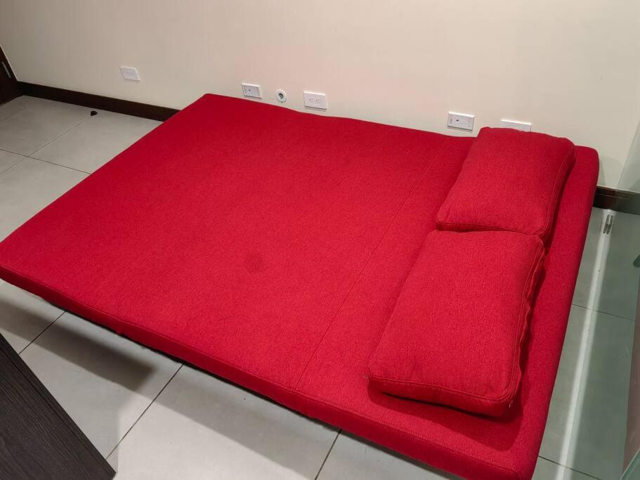 1001 Torres Los Yoses Apartamento con A/C y parqueo full equipado