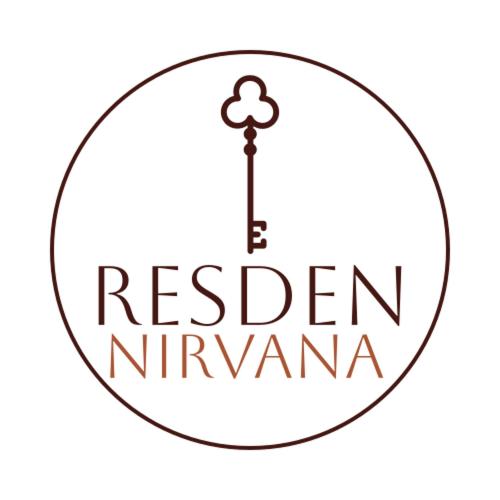 'Nirvana' - Beachfront Luxury Family Home Mollymook