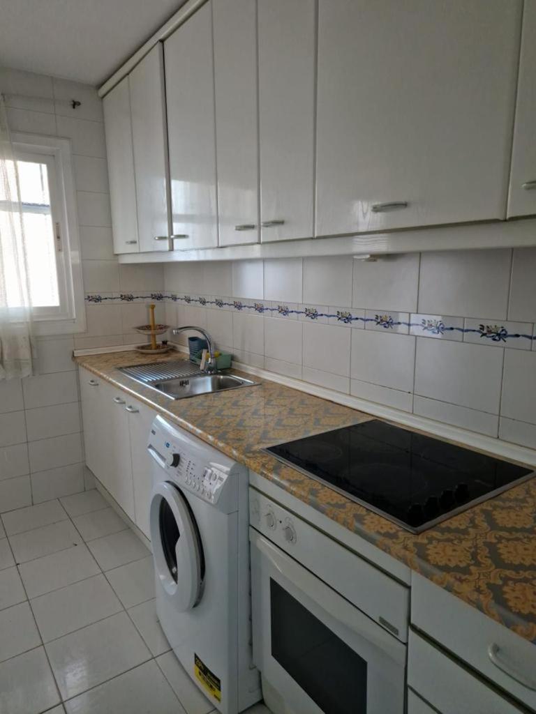Ola Blanca Carihuela Apartamento