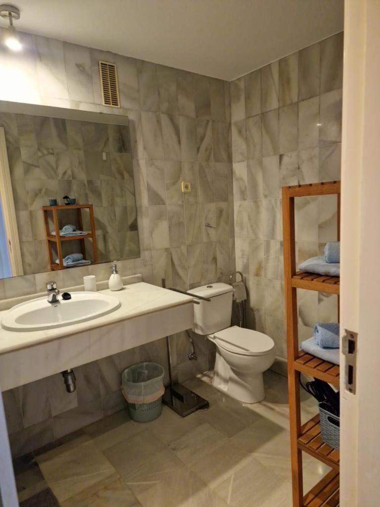 Ola Blanca Carihuela Apartamento