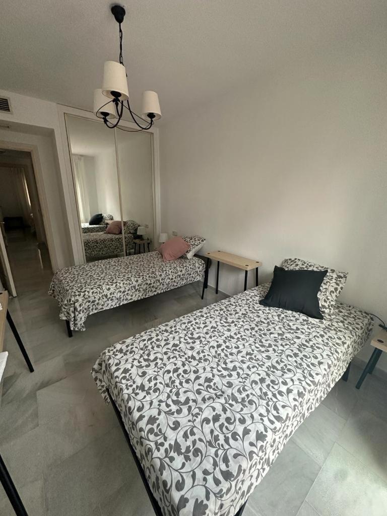 Ola Blanca Carihuela Apartamento