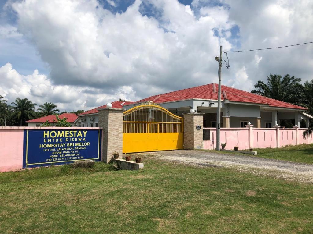 Sri Melor Homestay photo 1
