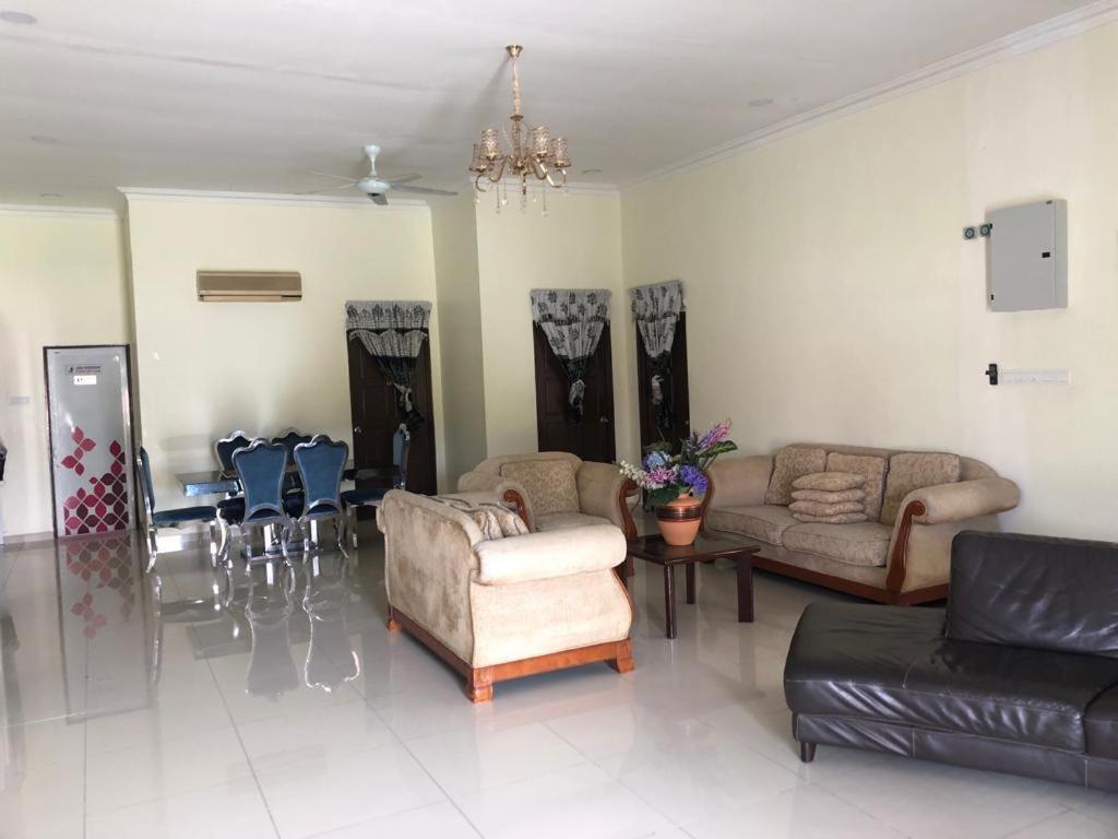 Sri Melor Homestay photo 3