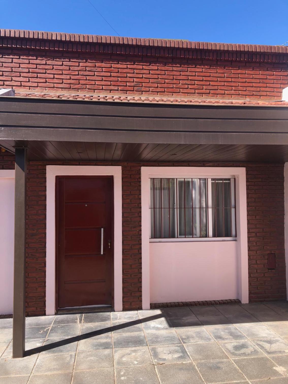 Casa con piscina, Mar del Plata, solo familias!