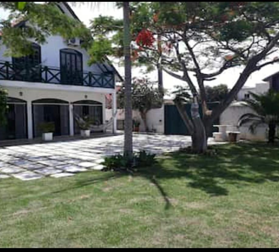 Casa com piscina Ingleses 0172