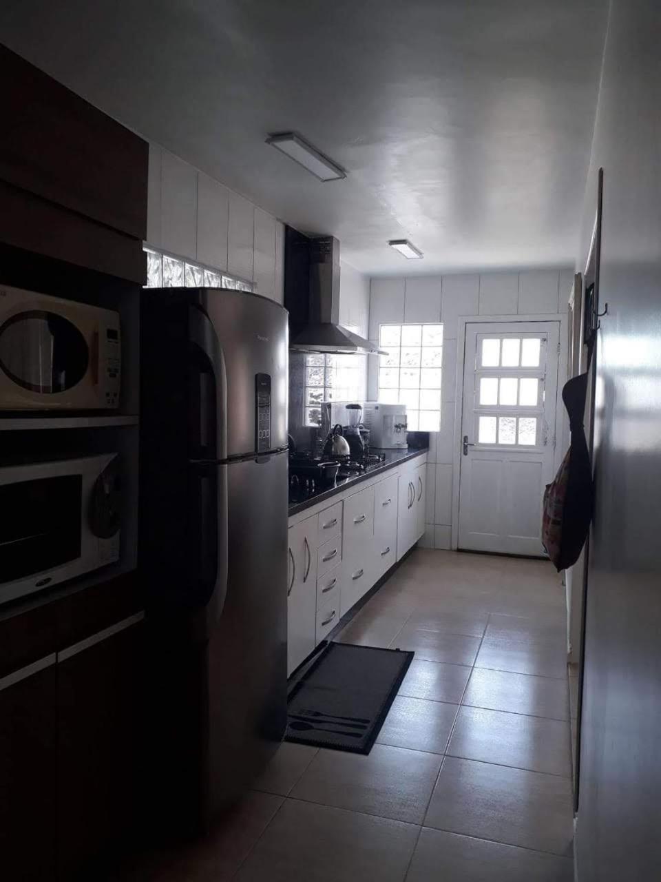Casa com piscina Ingleses 0172
