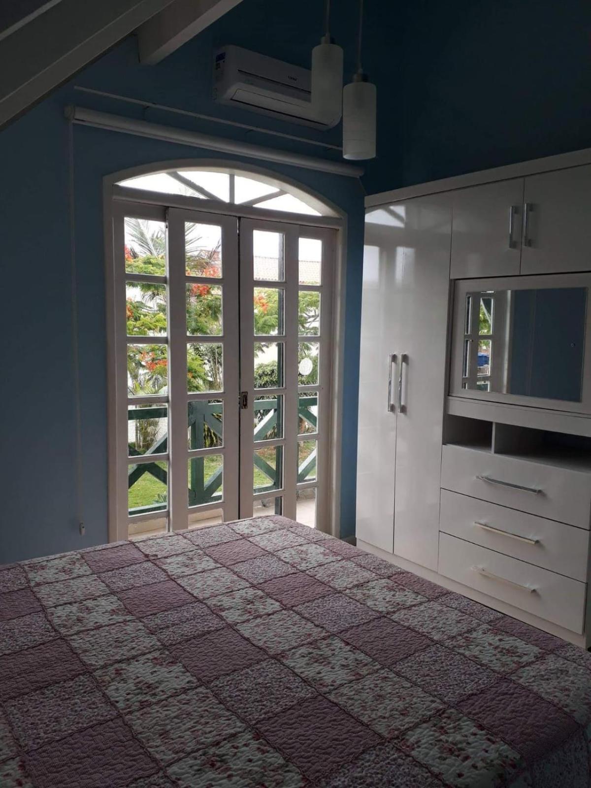Casa com piscina Ingleses 0172