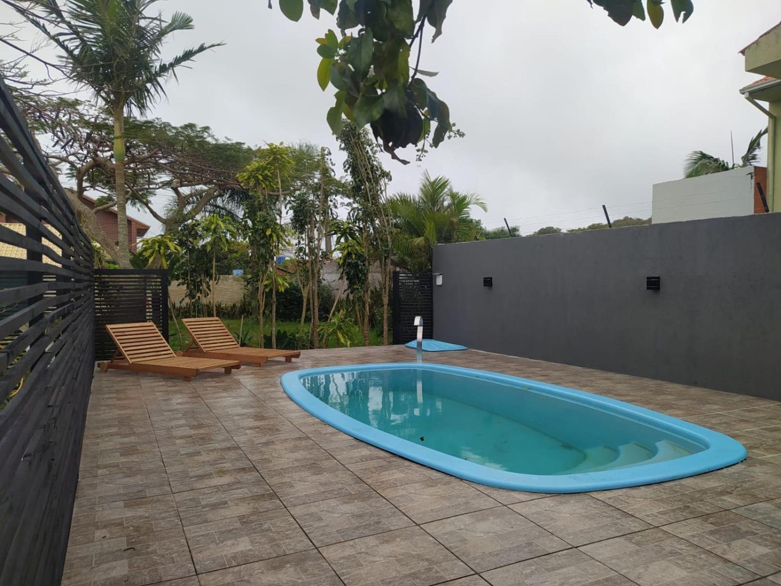 Casa com piscina Ingleses 0172