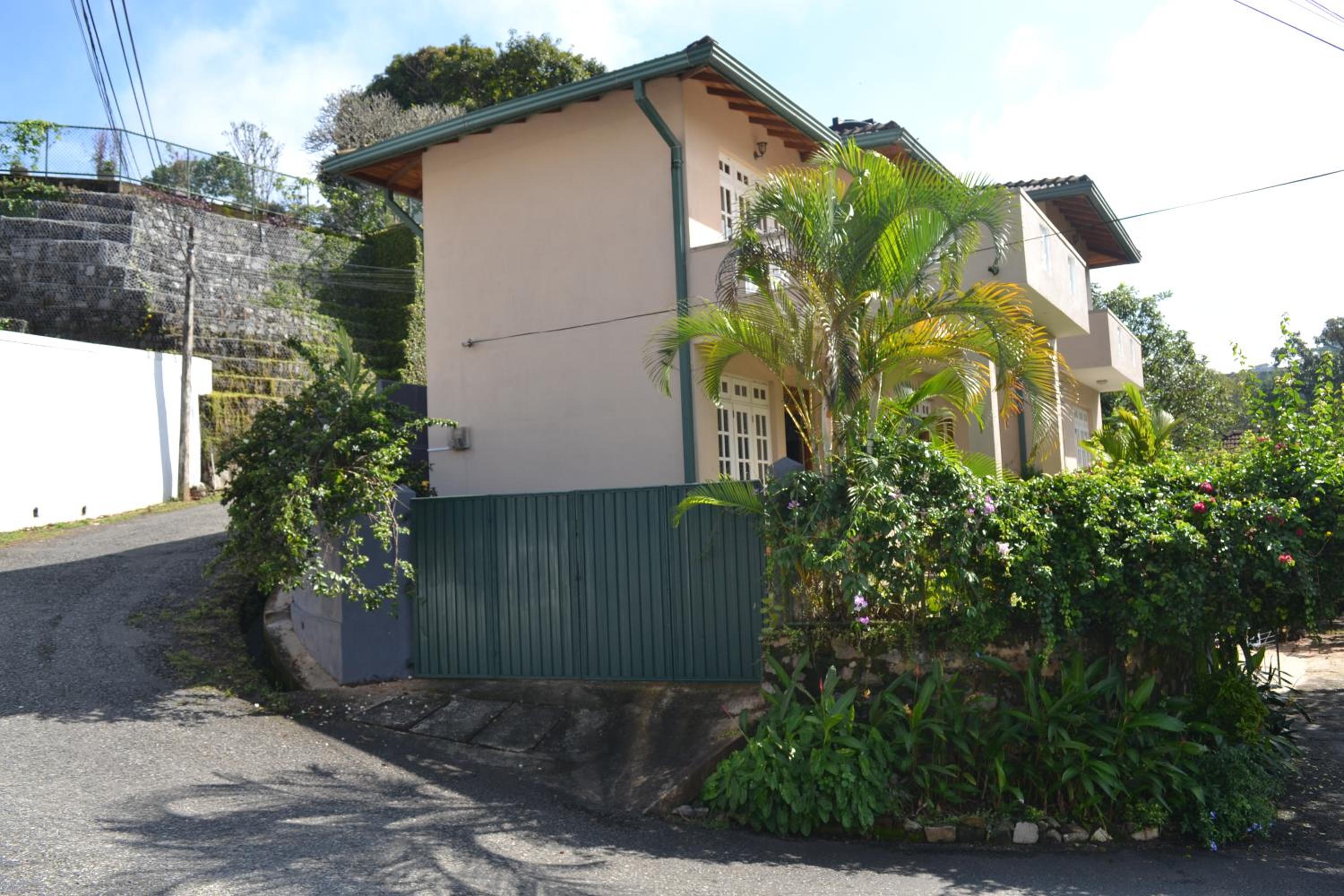 Kandy VILLA view 4