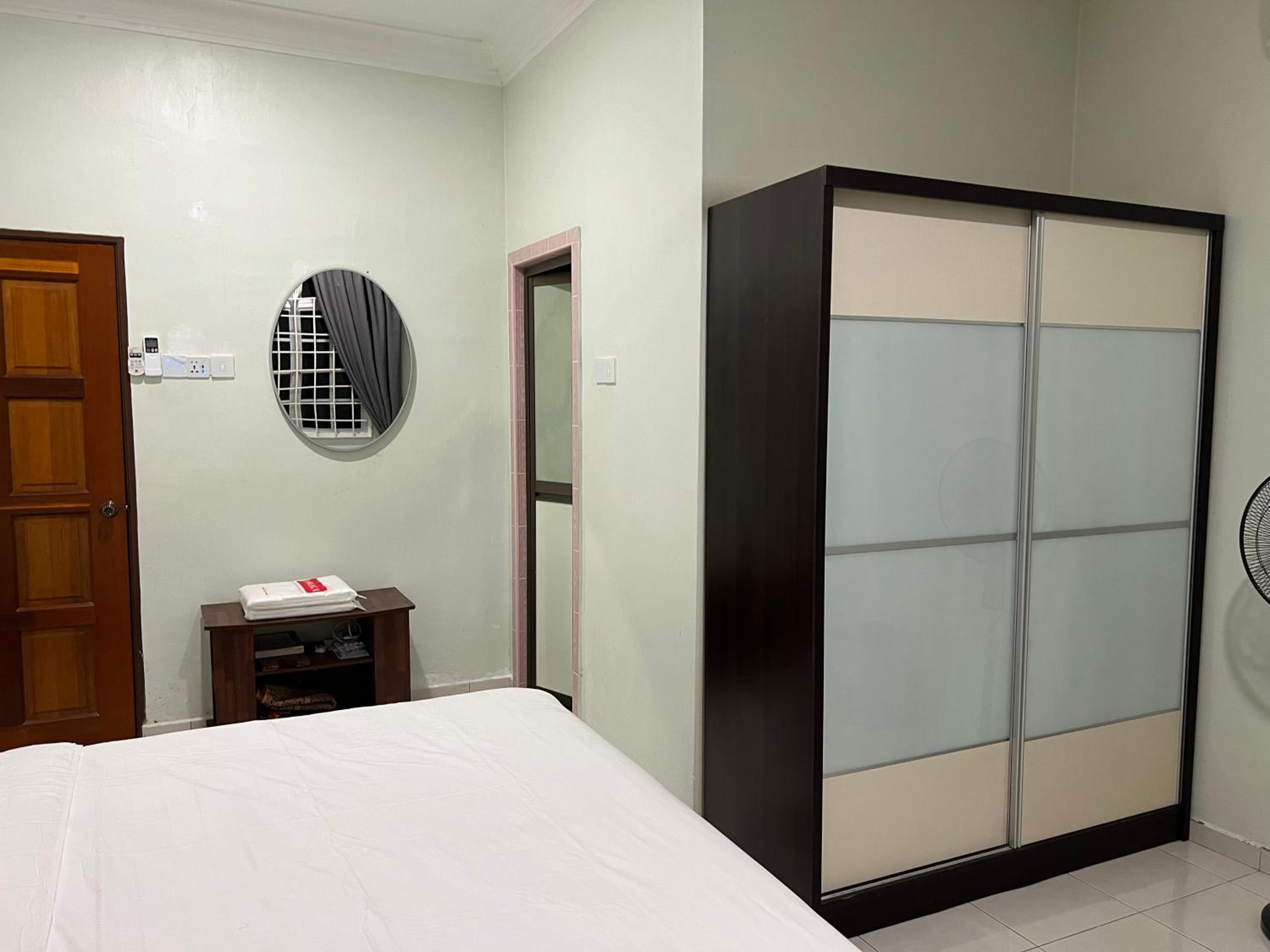Mutiara Villa Homestay - Comfort Away From Home photo 6