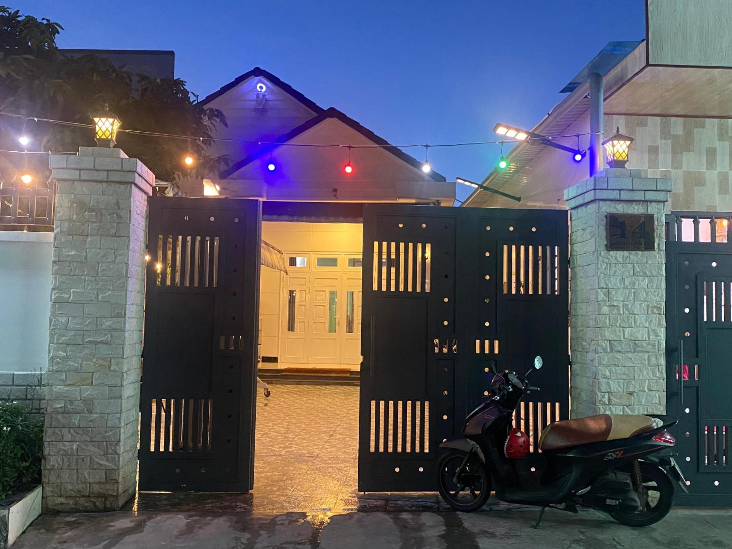 Villa sân vườn Misa