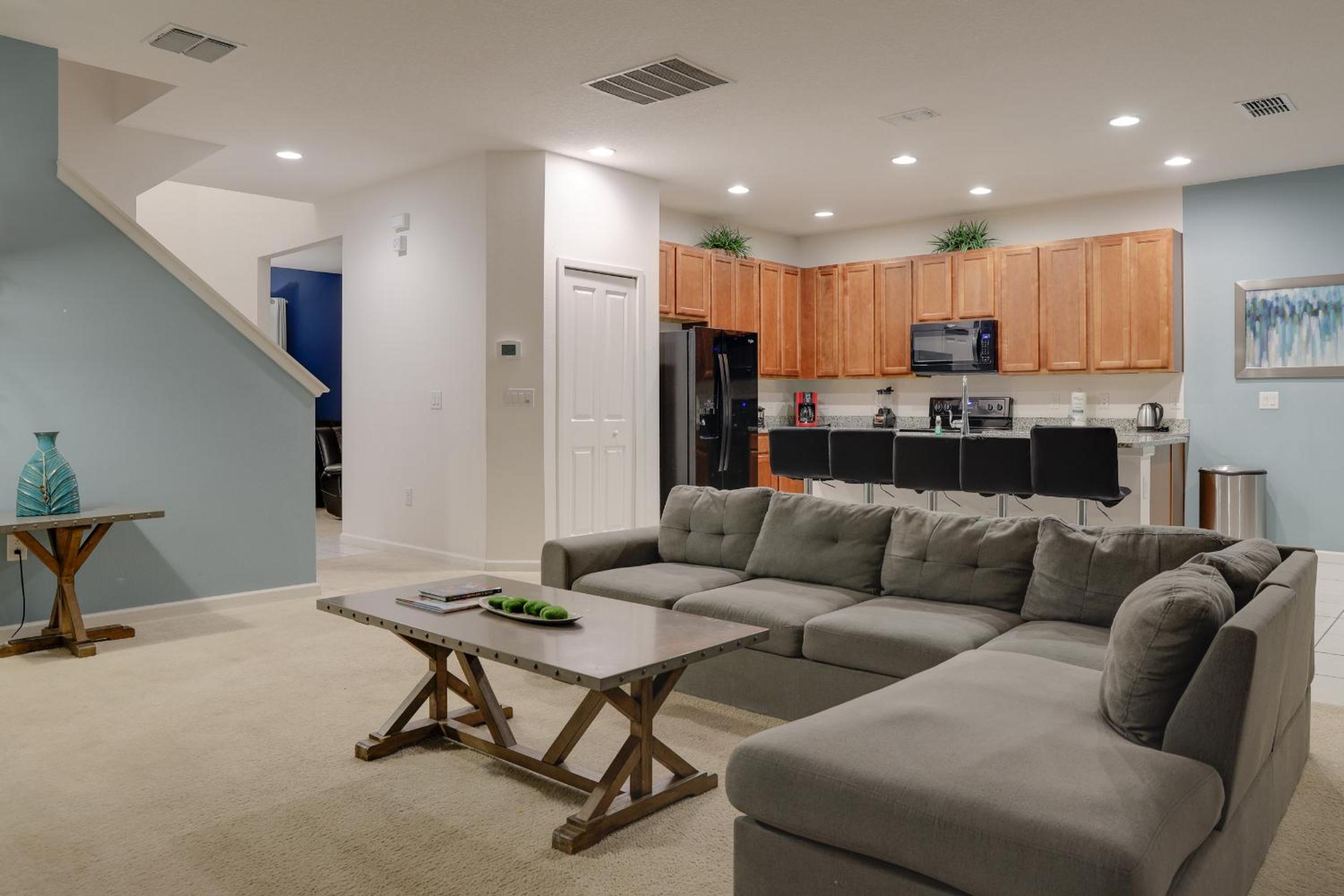 Pool-side Grill, Private Movie, 5 Ensuite-Bdr Villa view 5