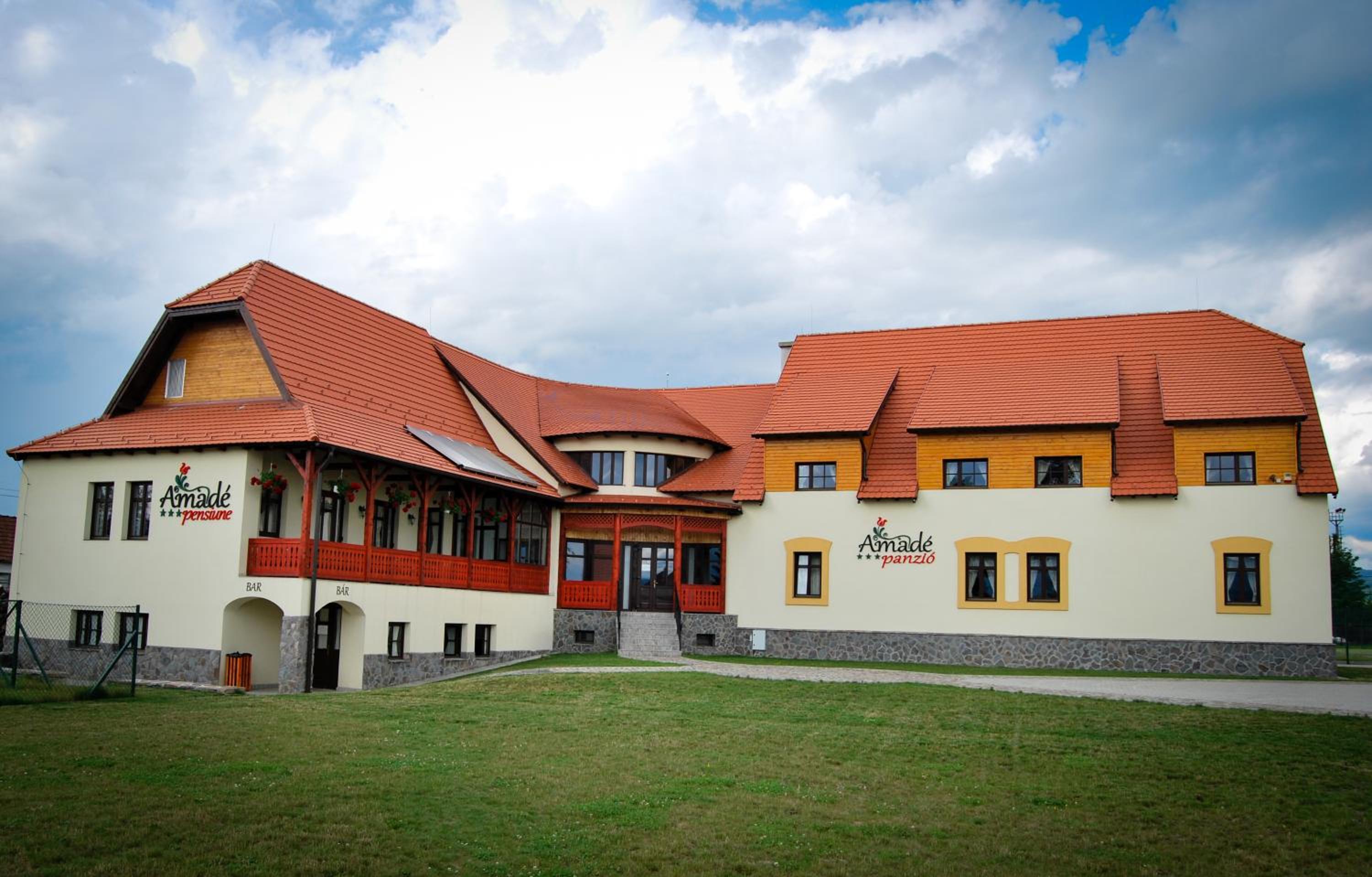 Amadé Pension & Restaurant