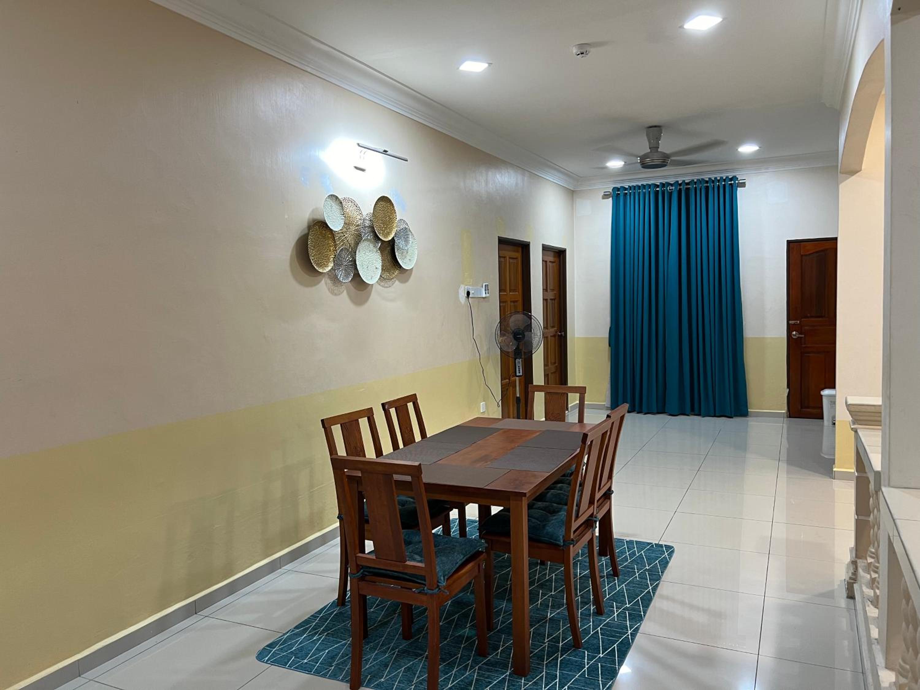Mutiara Villa Homestay - Comfort Away From Home photo 2