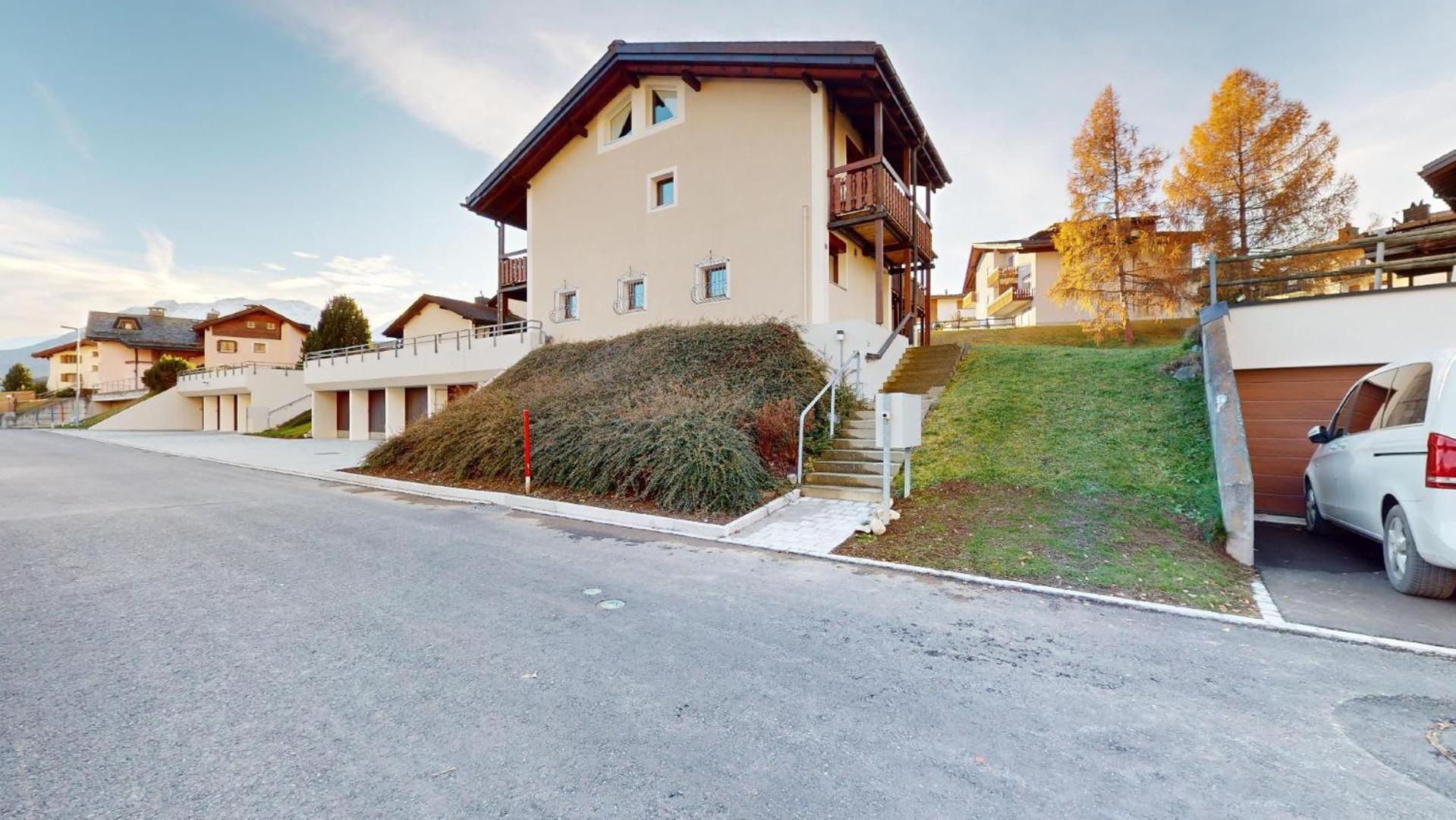 Chalet-style maisonette with mountain view