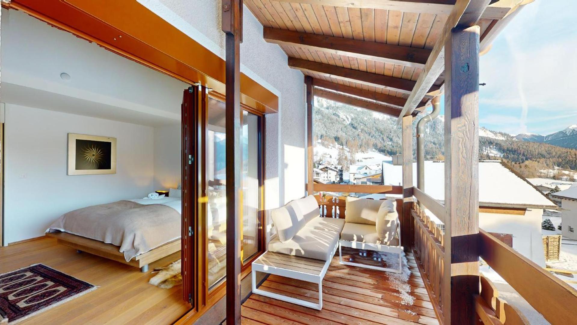 Chalet-style maisonette with mountain view