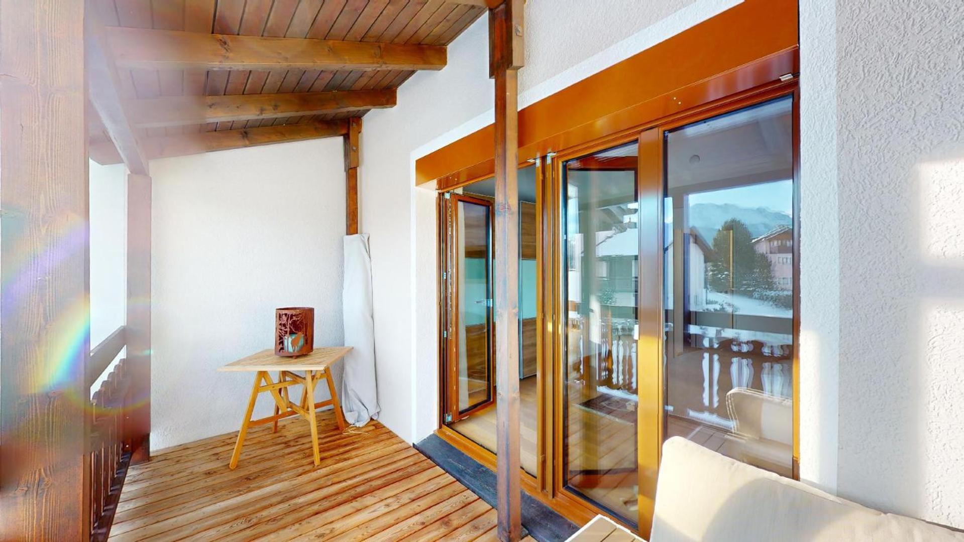 Chalet-style maisonette with mountain view