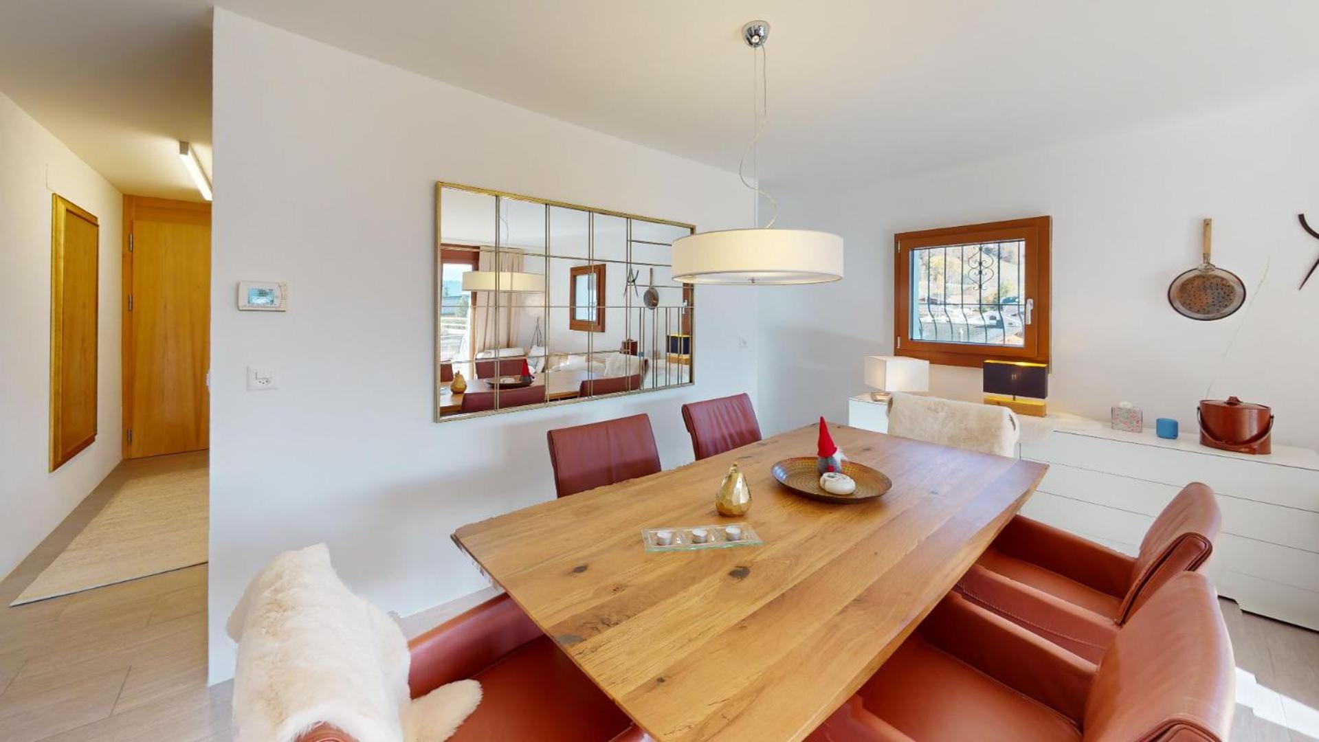 Chalet-style maisonette with mountain view