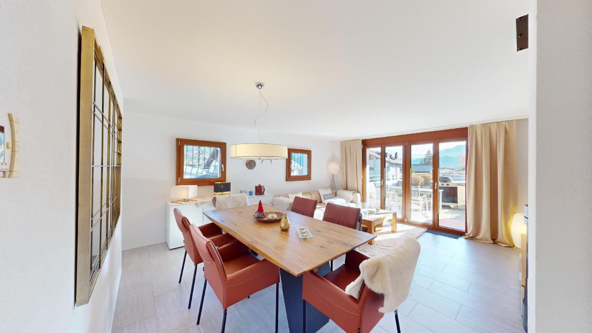 Chalet-style maisonette with mountain view