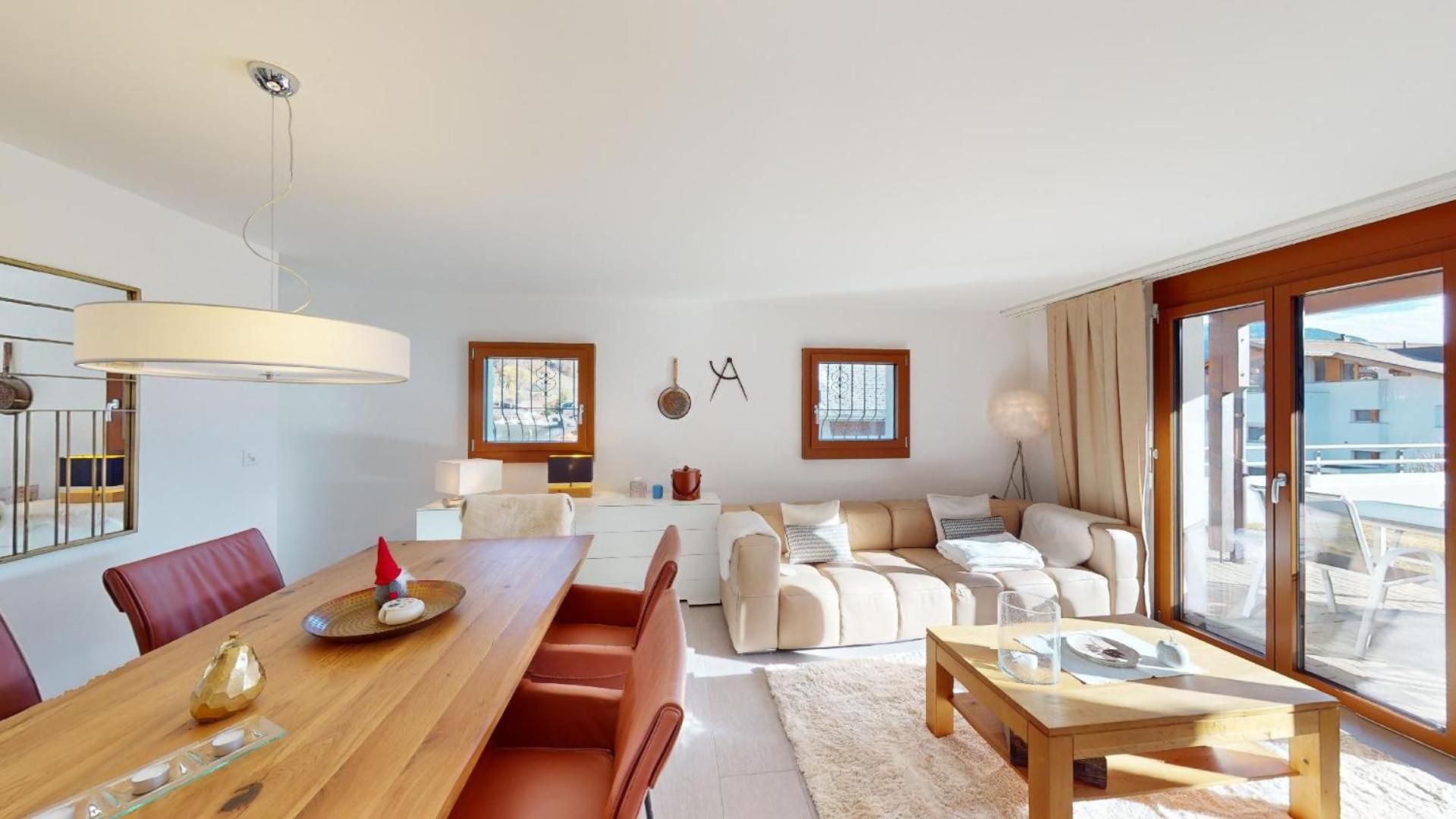 Chalet-style maisonette with mountain view