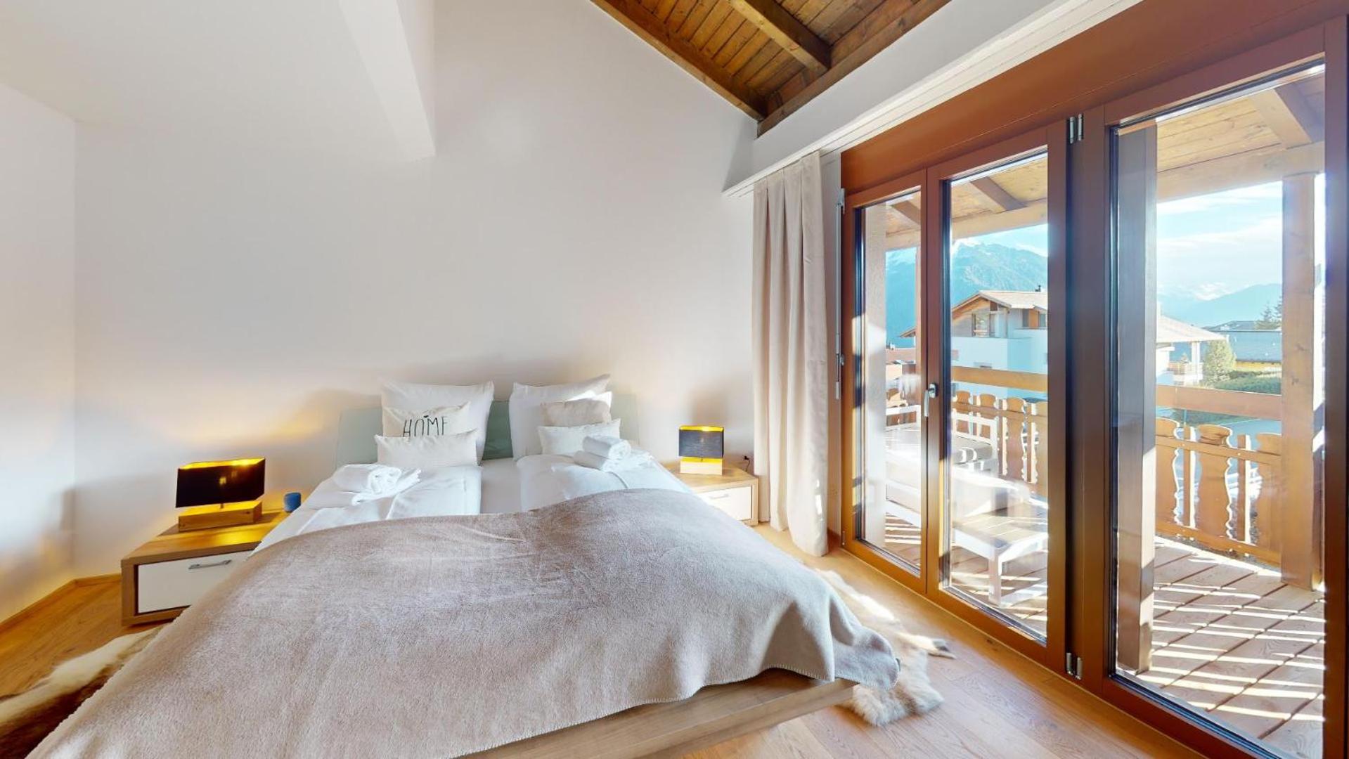 Chalet-style maisonette with mountain view