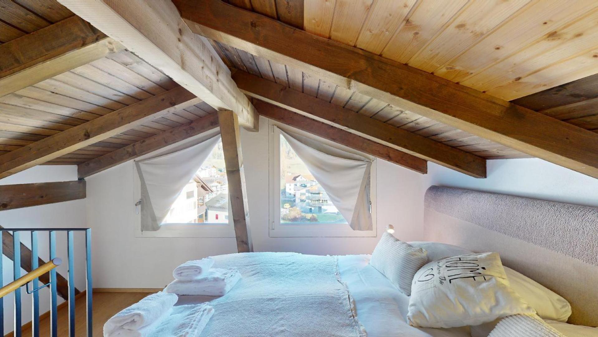 Chalet-style maisonette with mountain view