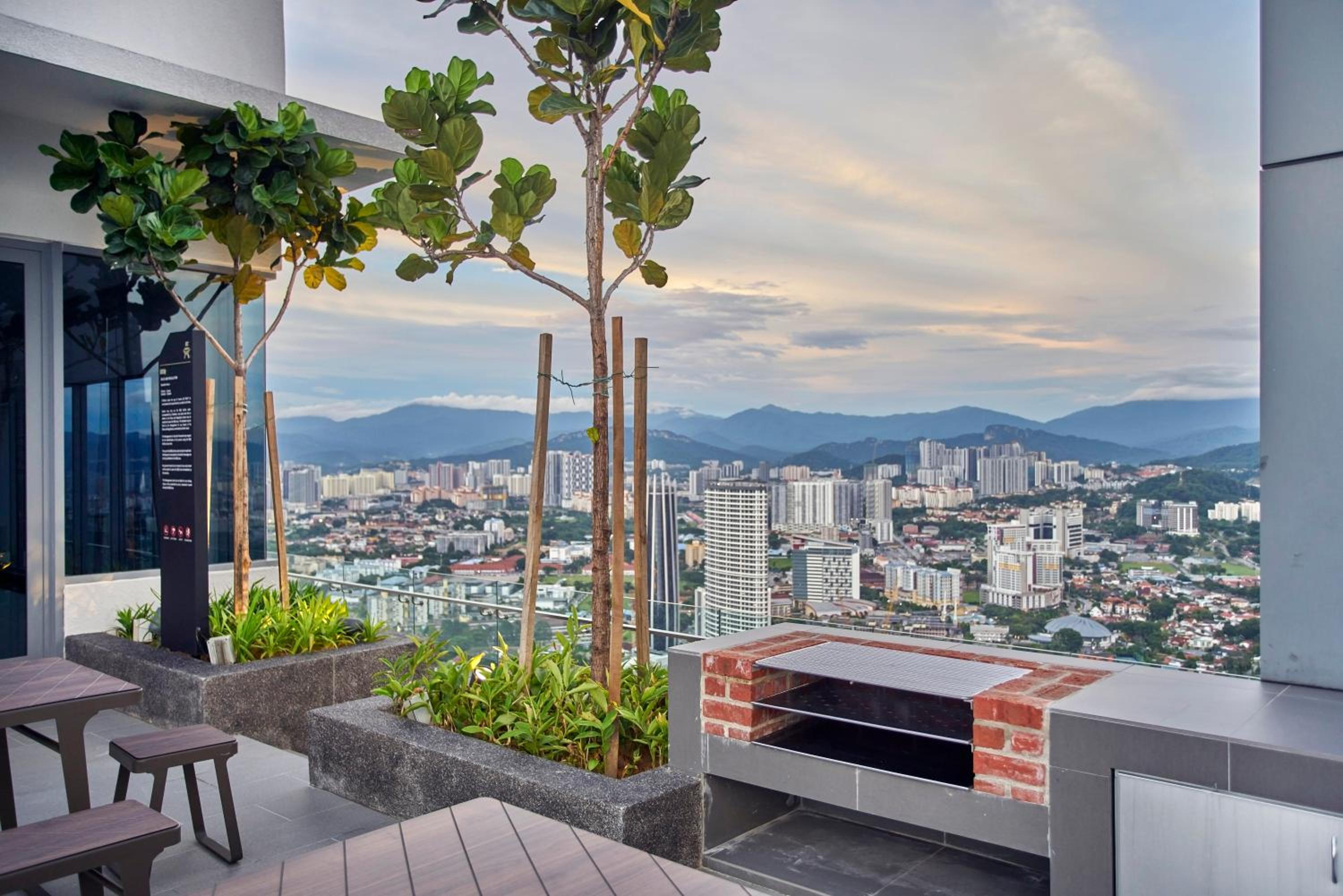 Royce Residence KLCC, Kuala Lumpur City Center, COBNB
