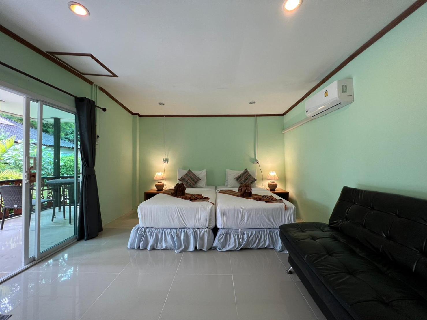 Dong Talay Lipe Beach Resort