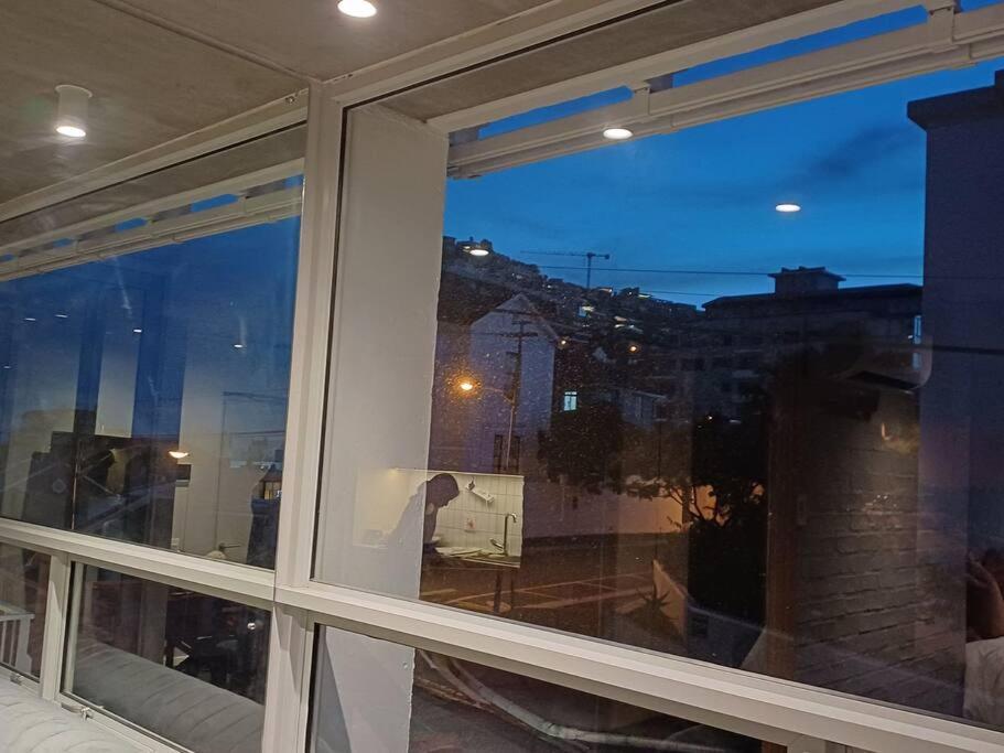 FRESH ATLANTiC OCEAN ViEW STUDiO Halaal view 4