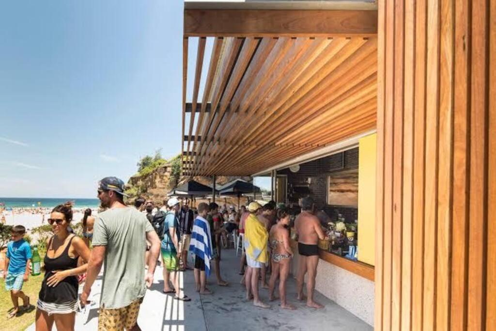 Tamarama Beachfront Apartment on Bondi to Bronte Walk