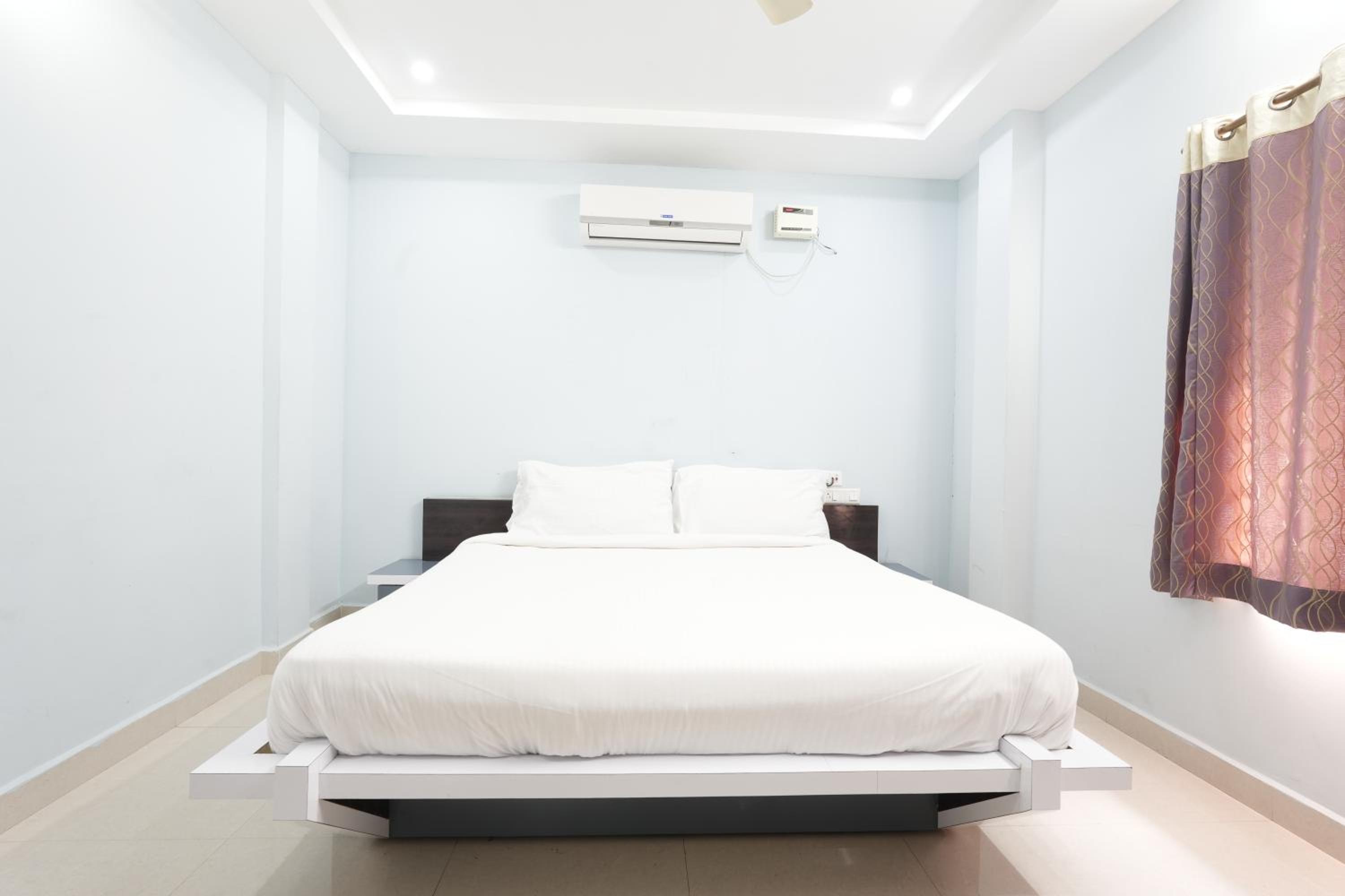 Paradise villas - duplex 5bhk - A Golden Group Of Premium Home Stays - tirupati view 4