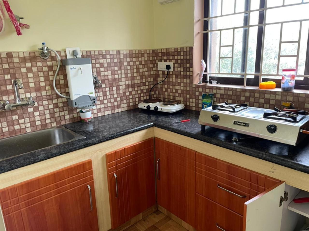 Hill Green Villa - Bachelors Stay view 3