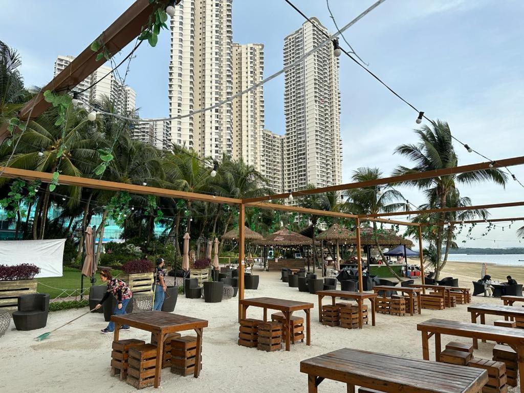 Dangabay 2bedroom Seaview Luxury Design Unit