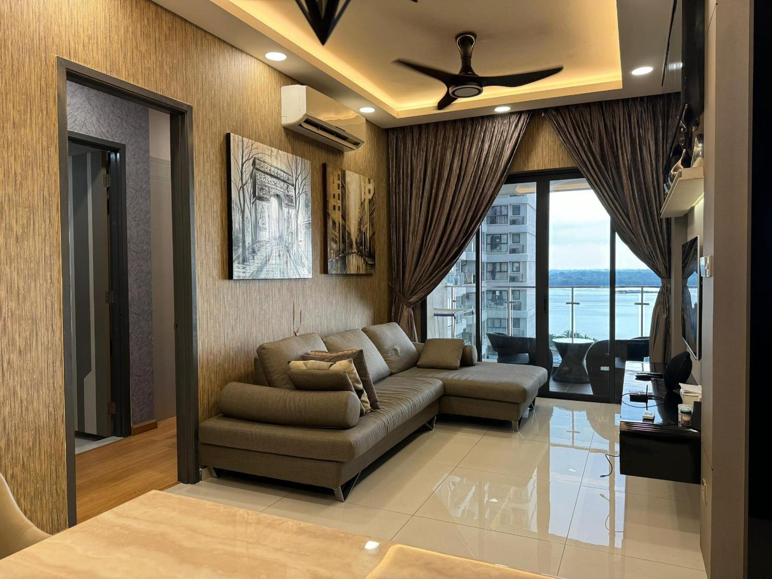 Dangabay 2bedroom Seaview Luxury Design Unit